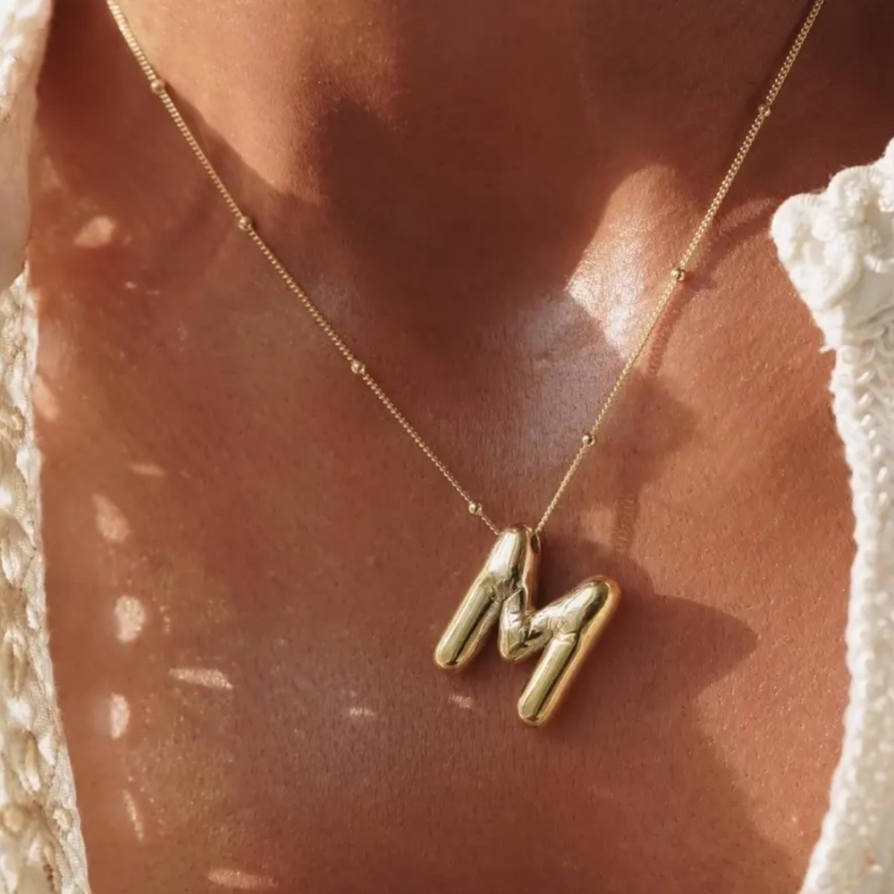 SALE💚 any 3 for $18 💚 Minimalist Golden Bubble Letter Pendant Alloy Necklace